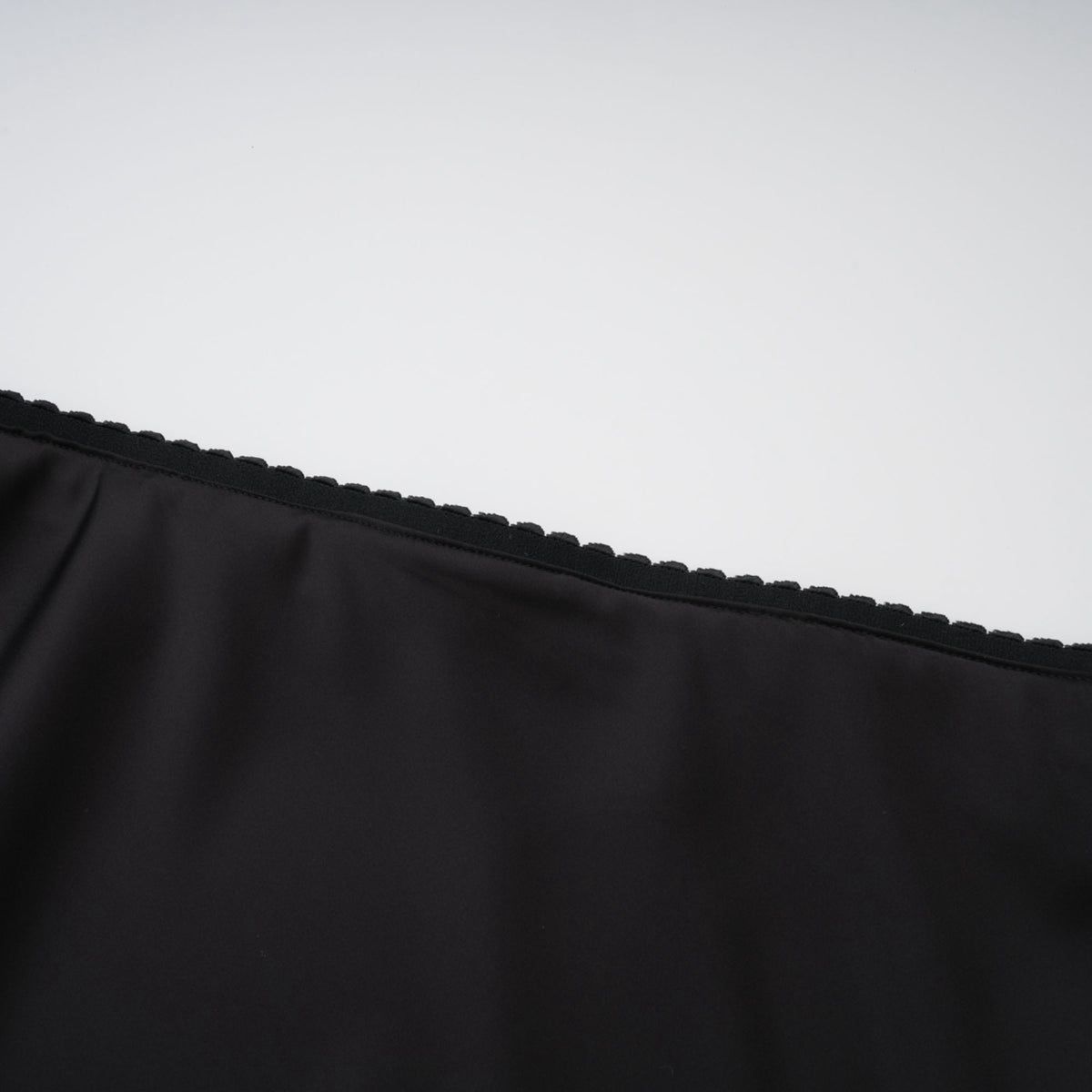 Midnight Lace midi Skirt